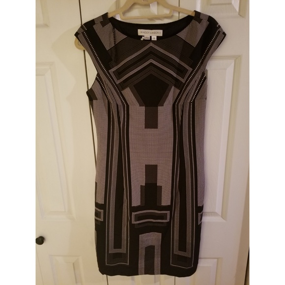 Maggy London Dresses & Skirts - Native American Style Jumper Dress Maggy London Dresses & Skirts - Native American Style Jumper Dress